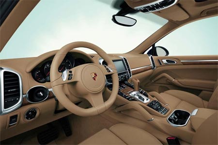 Porsche Cayenne Turbo und Hybrid Porsche Cayenne Turbo und Porsche Cayenne Hybrid 6