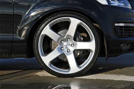 Avus Performance Q7