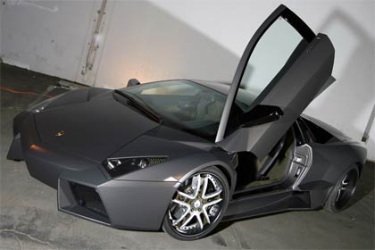 Lamborgini Reventon mit Estremo Wheels von Forgiato